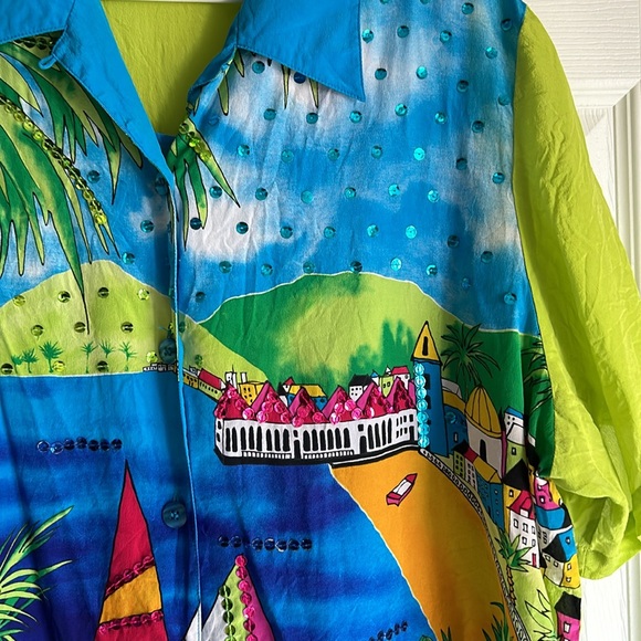 Silk blouse and camisole set - Picture 3 of 8